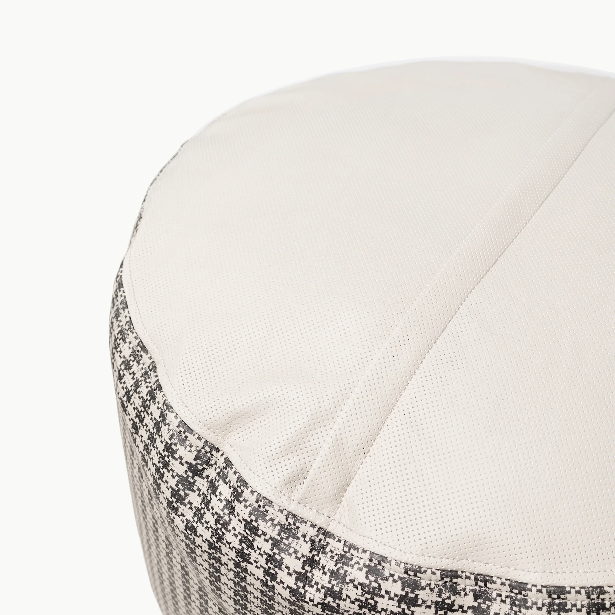 Circle Pouf - Image 119