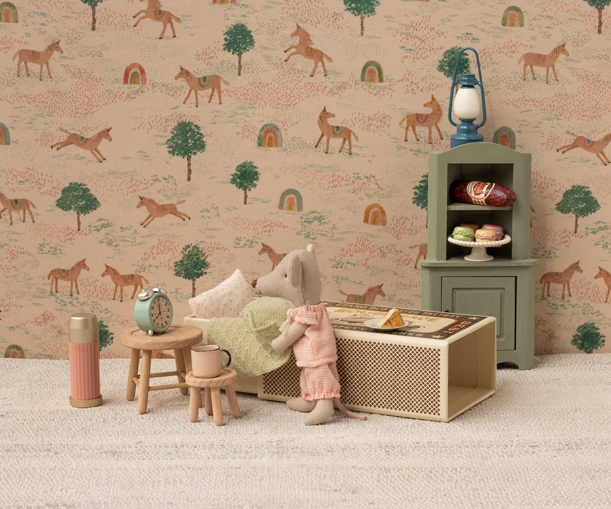 Little sister mouse in matchbox - Image 2