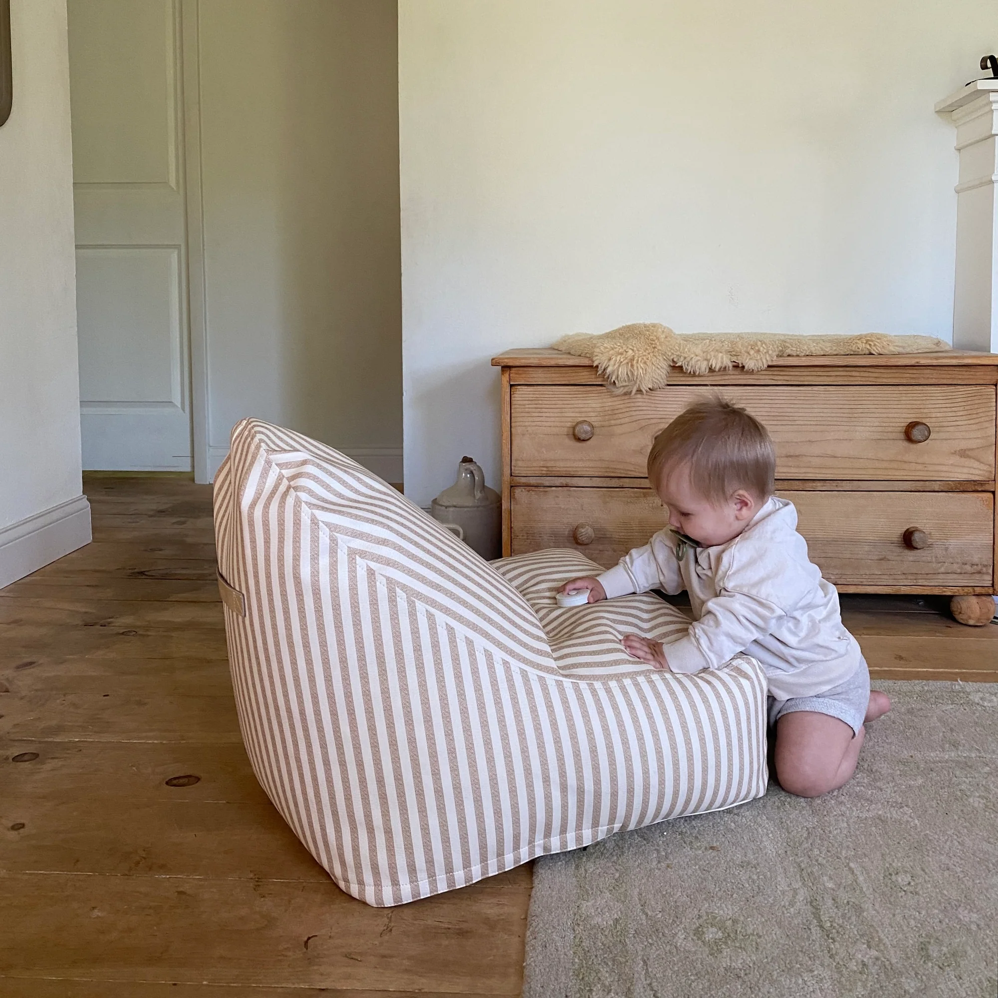 Mini Lounger - Image 5