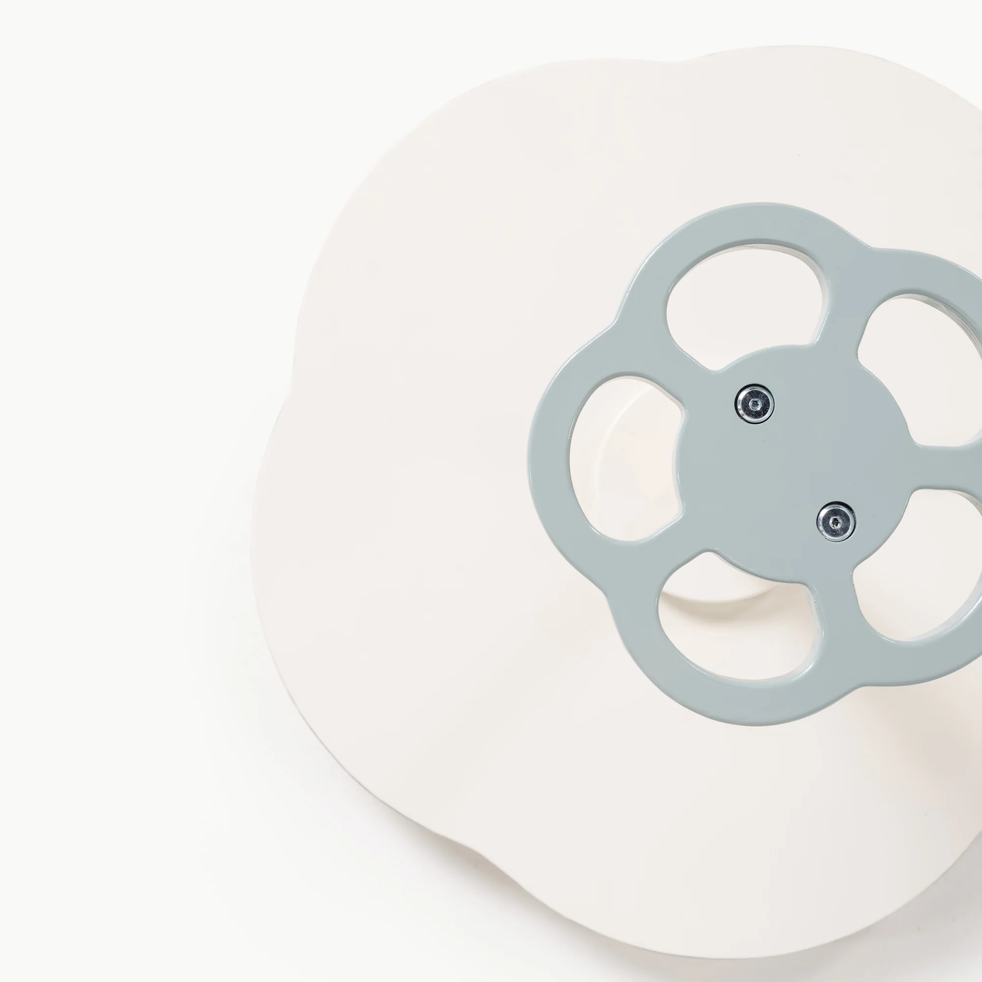 Sit + Spin - Image 4
