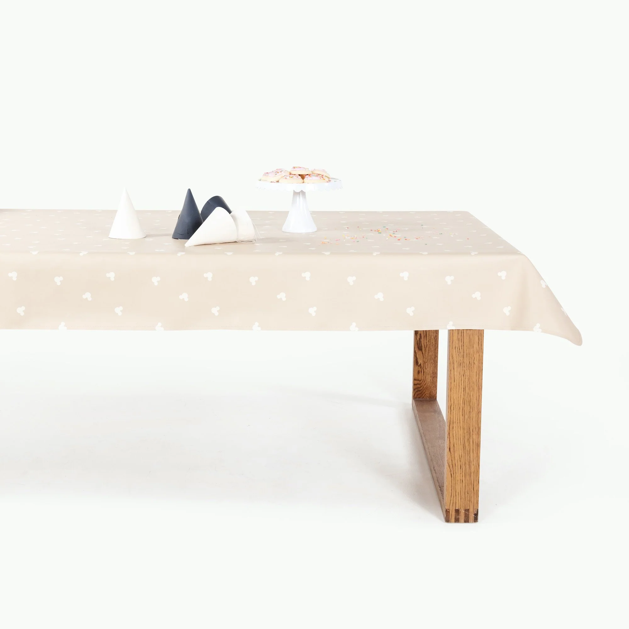 Tablecloth - Image 136