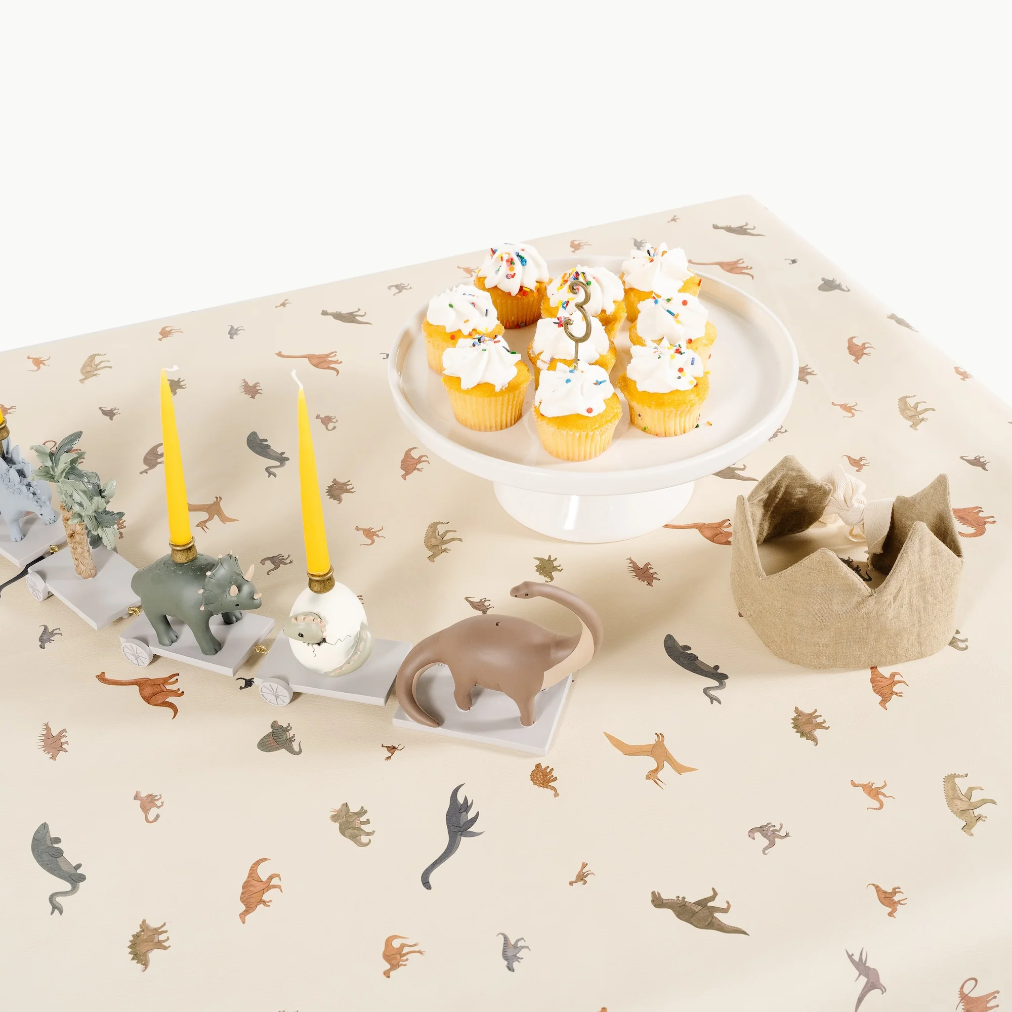 Tablecloth - Image 156