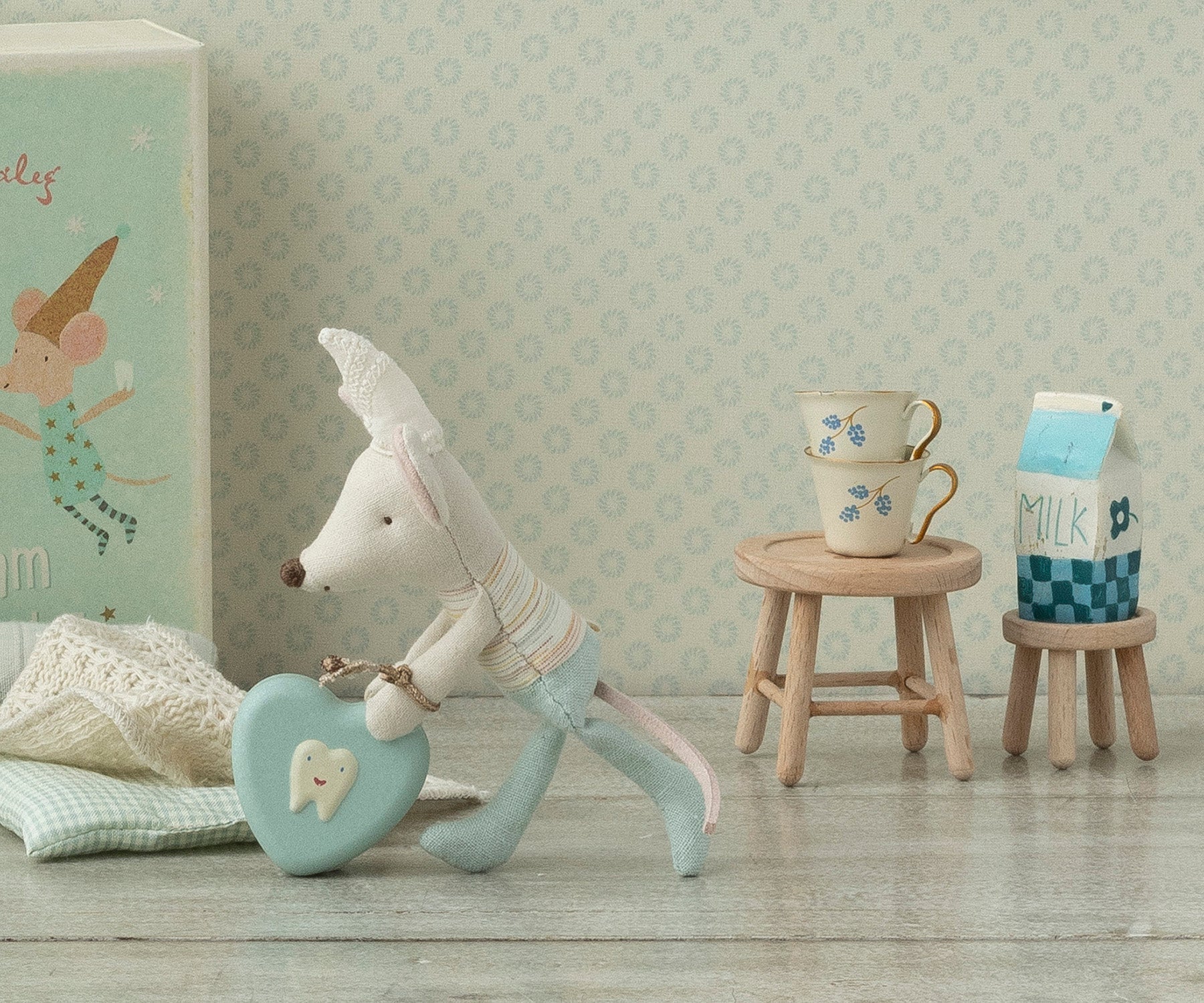 Tooth Fairy Mouse, Little Brother in Match Box - Image 4