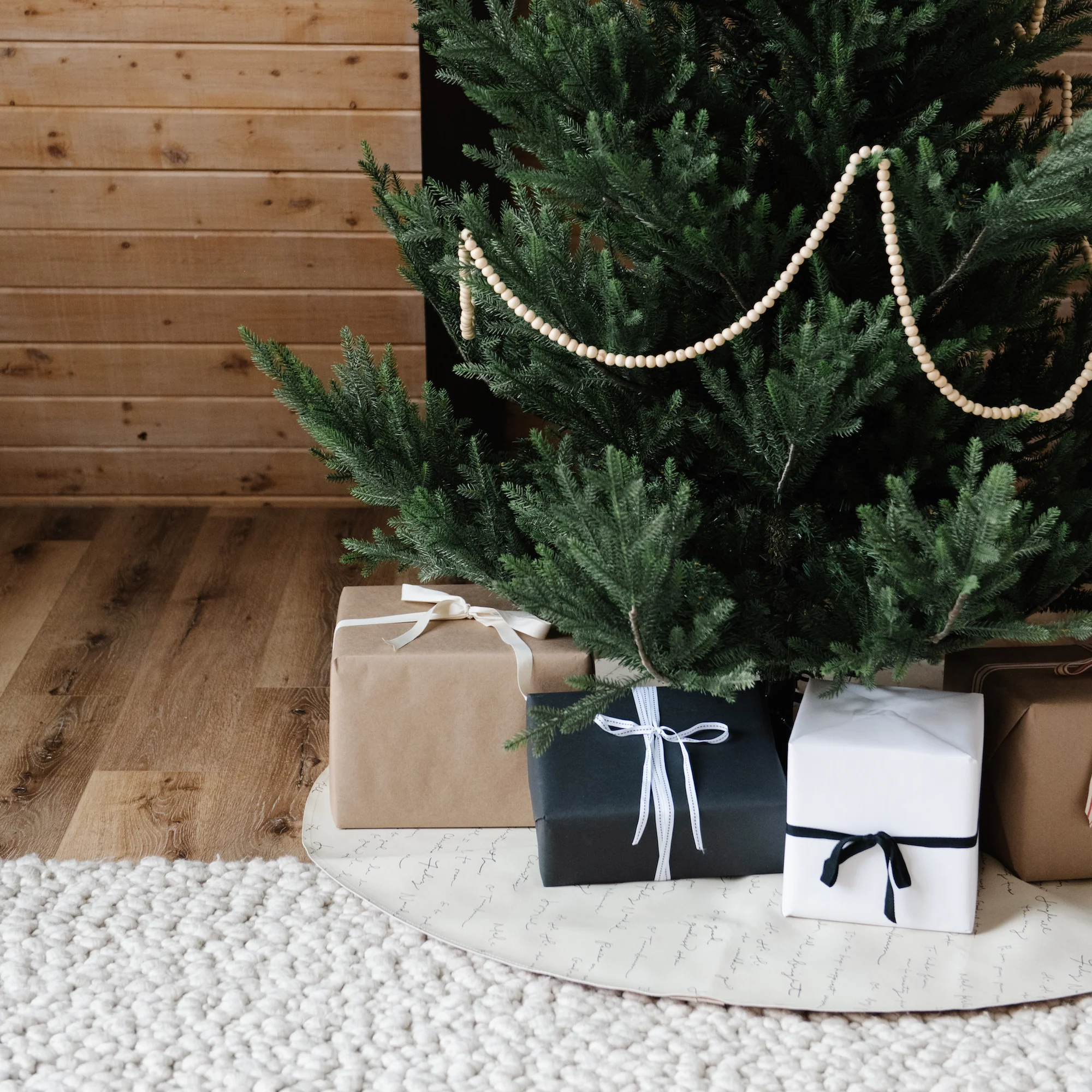 Tree Skirt - Image 27