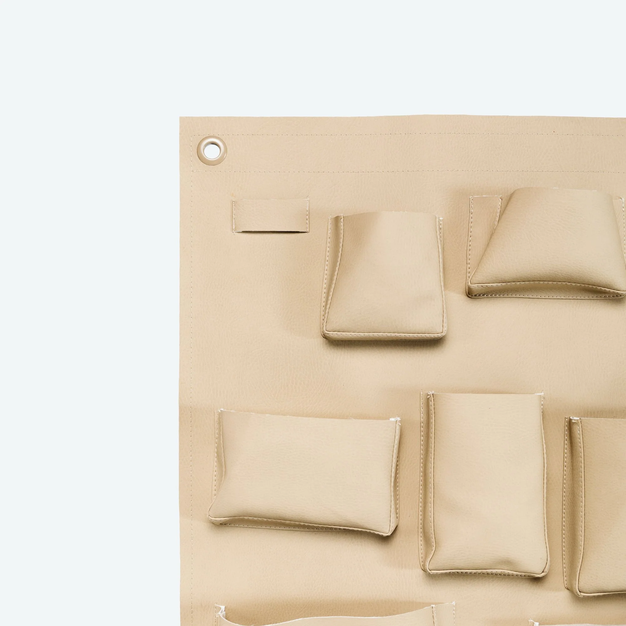 Wall Tidy - Image 14