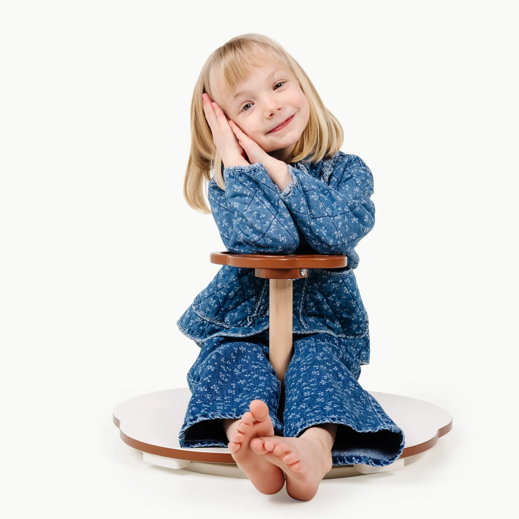 Sit + Spin - Image 6